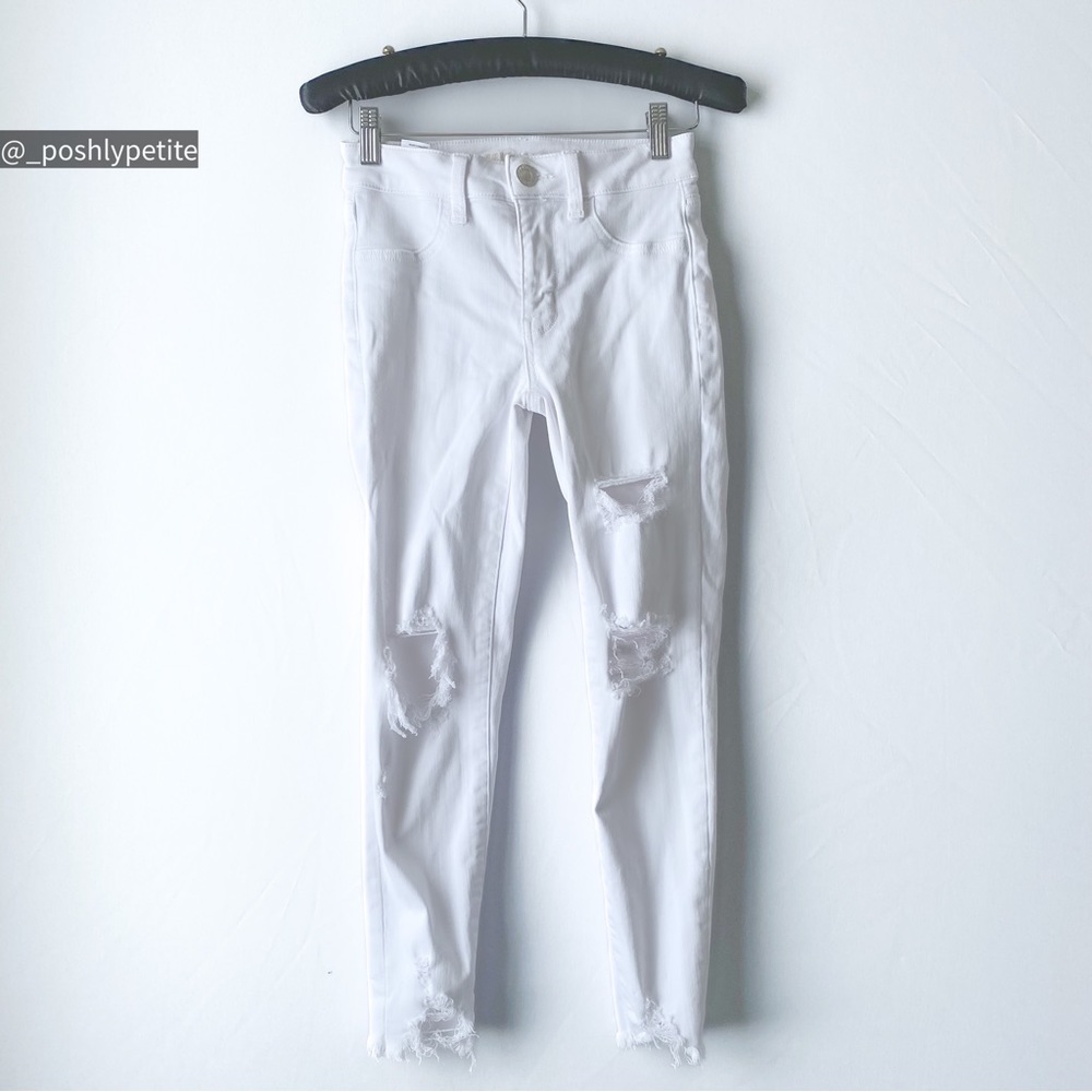 American Eagle 00 white stretchy high waist skinny distressed jeans